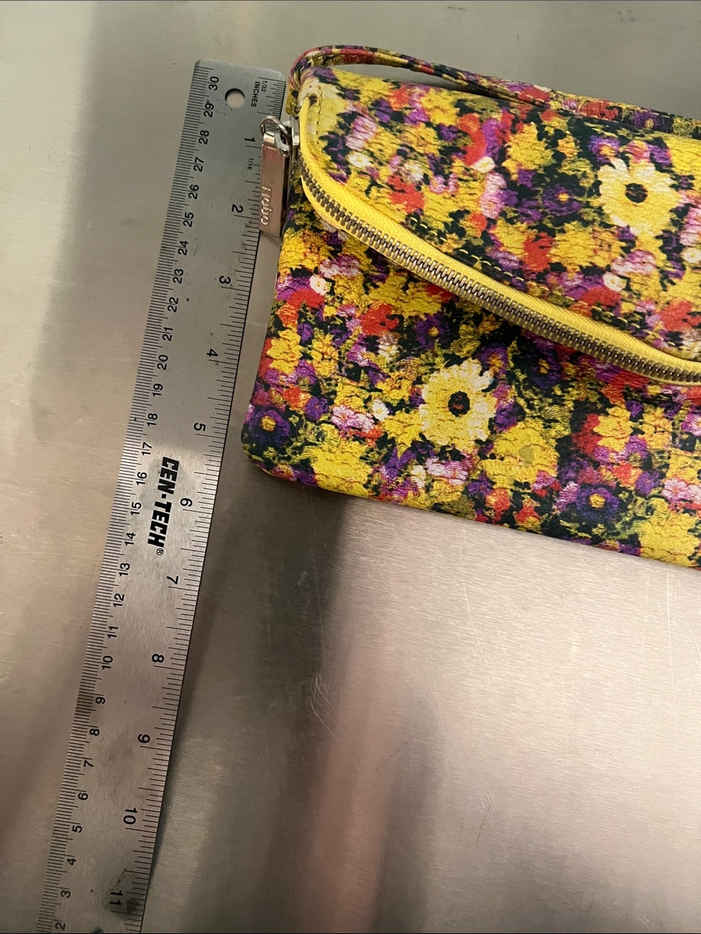 Hobo  Brand Floral Crossbody/Wristlet Zip Up Mini Bag with Dual Straps - Picture 7 of 7